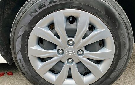 Hyundai Solaris II рестайлинг, 2022 год, 1 770 000 рублей, 10 фотография