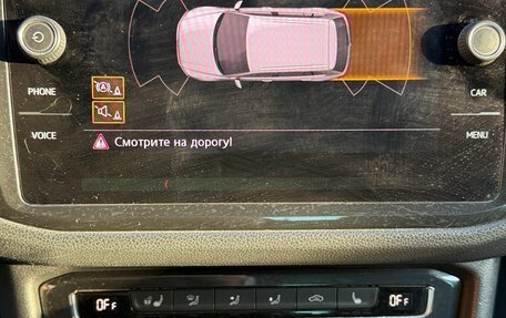 Volkswagen Tiguan II, 2019 год, 3 150 000 рублей, 14 фотография