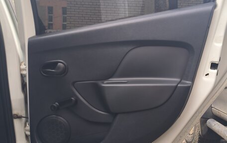 Renault Logan II, 2021 год, 6 фотография