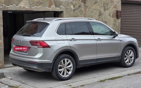 Volkswagen Tiguan II, 2019 год, 3 250 000 рублей, 2 фотография