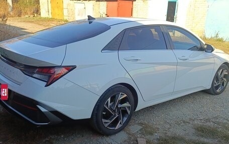 Hyundai Elantra, 2023 год, 2 125 000 рублей, 4 фотография