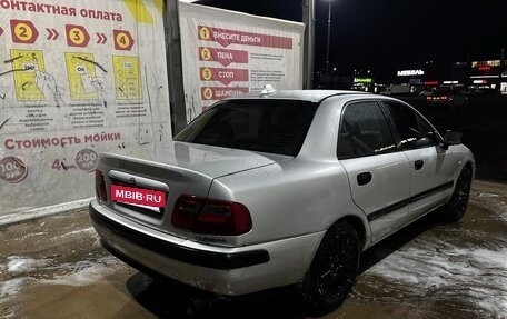 Mitsubishi Carisma I, 2000 год, 200 000 рублей, 3 фотография