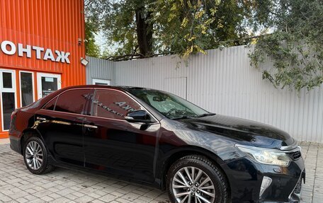 Toyota Camry, 2017 год, 2 370 000 рублей, 3 фотография