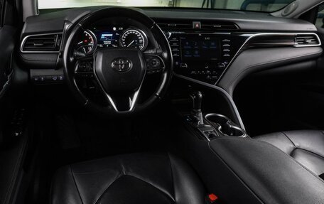 Toyota Camry, 2020 год, 2 545 000 рублей, 6 фотография