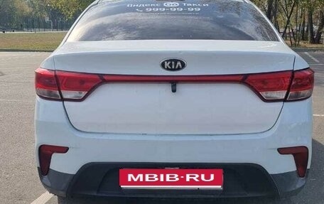 KIA Rio IV, 2019 год, 930 000 рублей, 2 фотография