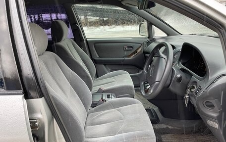 Toyota Harrier, 2000 год, 799 999 рублей, 12 фотография