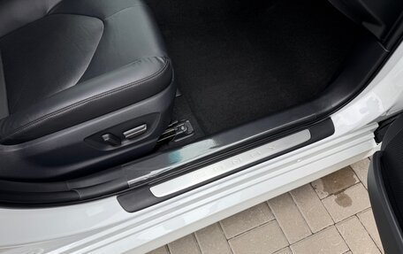 Toyota Camry, 2019 год, 3 200 000 рублей, 9 фотография