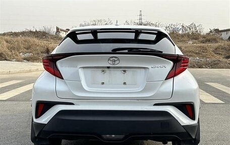 Toyota C-HR I рестайлинг, 2021 год, 1 750 008 рублей, 5 фотография