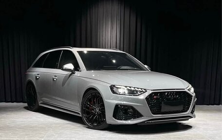 Audi RS 4, 2022 год, 6 090 040 рублей, 1 фотография
