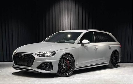 Audi RS 4, 2022 год, 6 090 040 рублей, 3 фотография