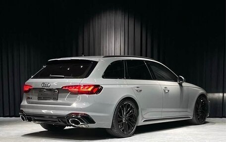 Audi RS 4, 2022 год, 6 090 040 рублей, 7 фотография
