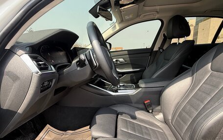 BMW 3 серия, 2022 год, 2 628 000 рублей, 6 фотография