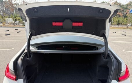 BMW 3 серия, 2022 год, 2 628 000 рублей, 16 фотография
