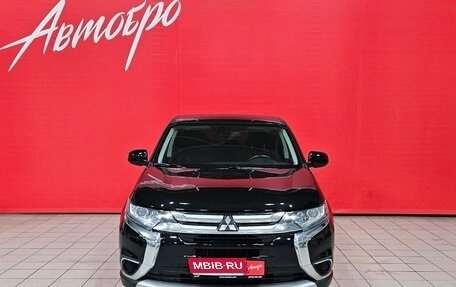Mitsubishi Outlander III рестайлинг 3, 2018 год, 1 725 000 рублей, 8 фотография