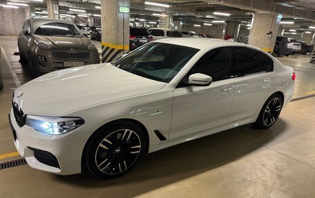 BMW 5 серия, 2019 год, 4 050 000 рублей, 2 фотография