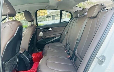 BMW 1 серия, 2021 год, 1 800 000 рублей, 18 фотография