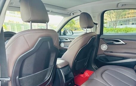 BMW 1 серия, 2021 год, 1 800 000 рублей, 24 фотография