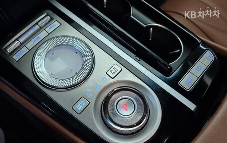 Genesis G80, 2022 год, 3 500 000 рублей, 11 фотография