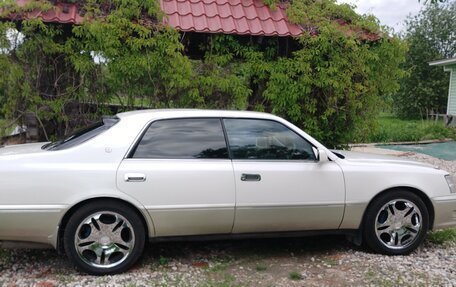 Toyota Crown Majesta, 1997 год, 999 999 рублей, 2 фотография