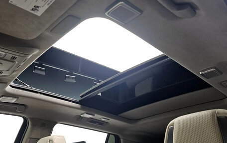 Cadillac Escalade V, 2022 год, 13 126 000 рублей, 15 фотография