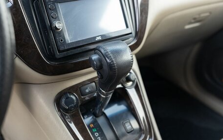 Toyota Highlander III, 2002 год, 1 200 000 рублей, 14 фотография