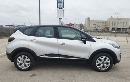 Renault Kaptur I рестайлинг, 2017 год, 1 420 000 рублей, 9 фотография