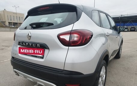 Renault Kaptur I рестайлинг, 2017 год, 1 420 000 рублей, 11 фотография