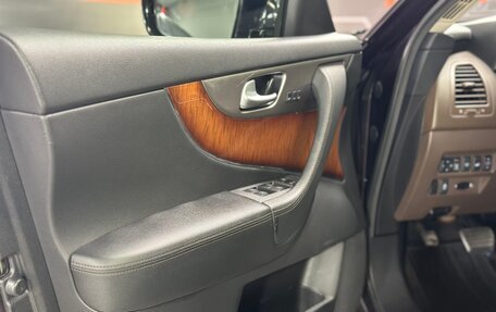 Infiniti QX70, 2014 год, 2 350 000 рублей, 18 фотография