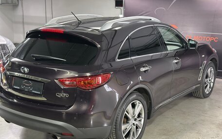 Infiniti QX70, 2014 год, 2 350 000 рублей, 12 фотография