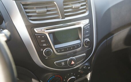 Hyundai Solaris II рестайлинг, 2016 год, 820 000 рублей, 11 фотография