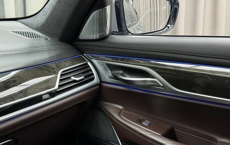 BMW 7 серия, 2019 год, 7 990 000 рублей, 12 фотография