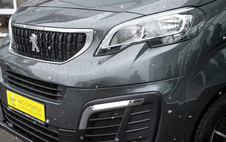 Peugeot Traveller I, 2018 год, 2 298 000 рублей, 3 фотография