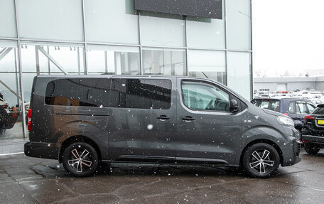 Peugeot Traveller I, 2018 год, 2 298 000 рублей, 6 фотография