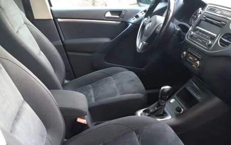 Volkswagen Tiguan I, 2013 год, 895 000 рублей, 10 фотография