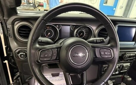 Jeep Wrangler, 2022 год, 3 970 000 рублей, 13 фотография