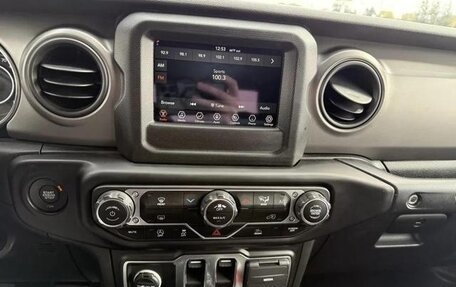 Jeep Wrangler, 2022 год, 3 970 000 рублей, 21 фотография