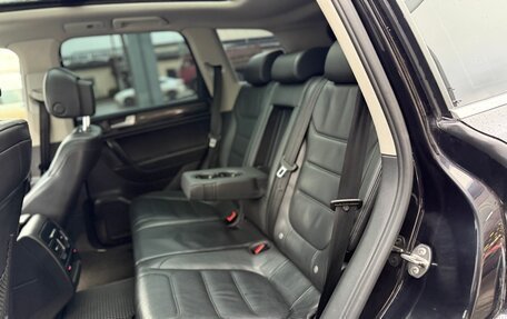 Volkswagen Touareg III, 2011 год, 2 000 000 рублей, 24 фотография