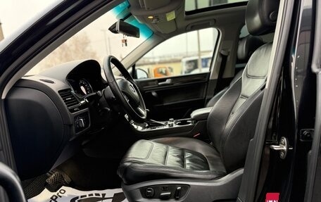 Volkswagen Touareg III, 2011 год, 2 000 000 рублей, 22 фотография