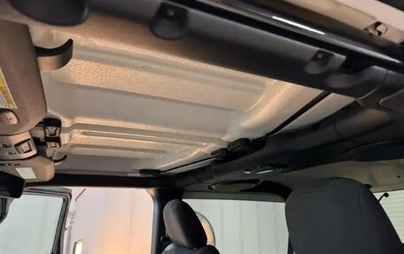 Jeep Wrangler, 2022 год, 4 050 000 рублей, 18 фотография