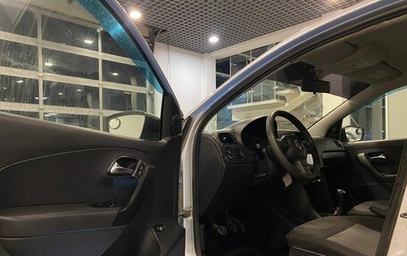 Volkswagen Polo VI (EU Market), 2011 год, 630 000 рублей, 19 фотография