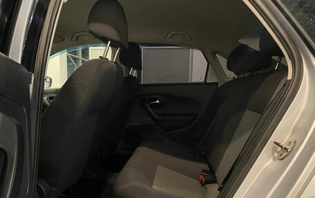 Volkswagen Polo VI (EU Market), 2011 год, 630 000 рублей, 23 фотография