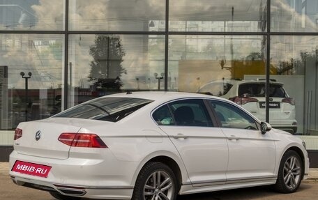 Volkswagen Passat B8 рестайлинг, 2018 год, 2 270 000 рублей, 2 фотография