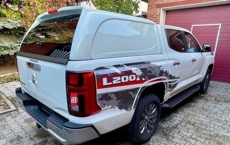 Mitsubishi L200, 2024 год, 5 500 000 рублей, 2 фотография