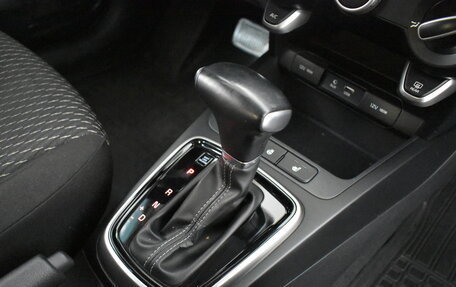 KIA Rio IV, 2018 год, 1 329 000 рублей, 10 фотография