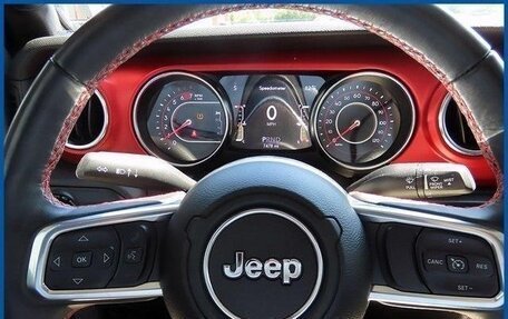 Jeep Wrangler, 2021 год, 4 600 000 рублей, 10 фотография