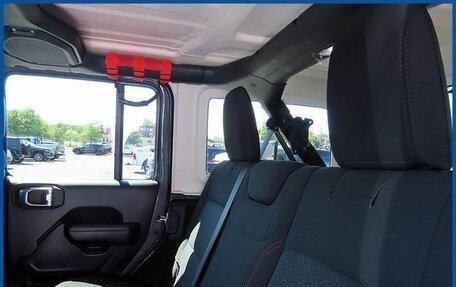 Jeep Wrangler, 2021 год, 4 600 000 рублей, 20 фотография