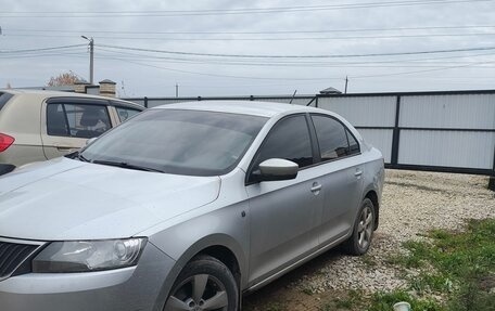 Skoda Rapid I, 2015 год, 850 000 рублей, 2 фотография