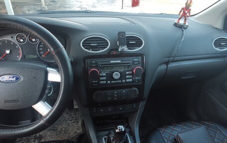 Ford Focus II рестайлинг, 2006 год, 420 000 рублей, 4 фотография