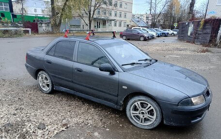 Mitsubishi Carisma I, 2003 год, 320 000 рублей, 2 фотография