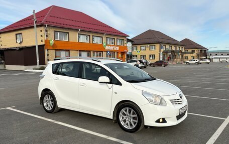 Toyota Verso I, 2012 год, 1 399 000 рублей, 2 фотография